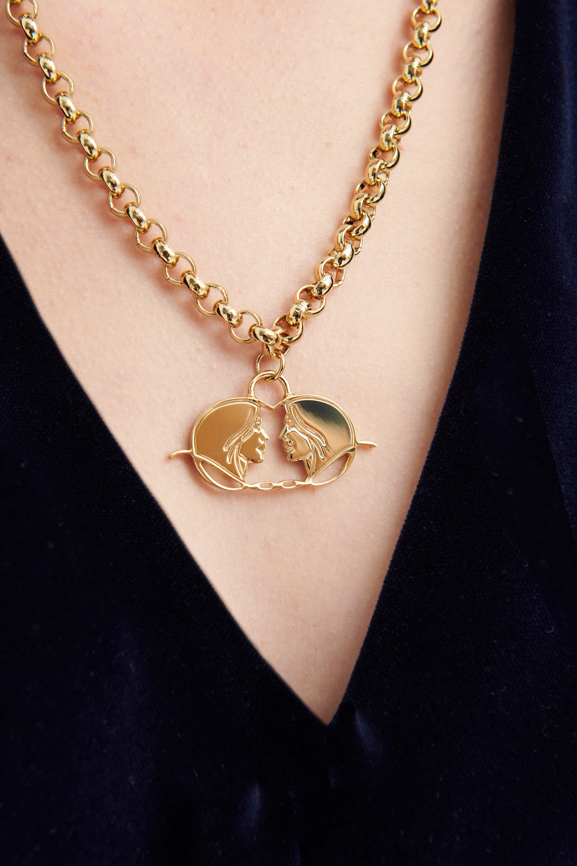 GULNOZA DILNOZA Logo pendant necklace in gold finish metal